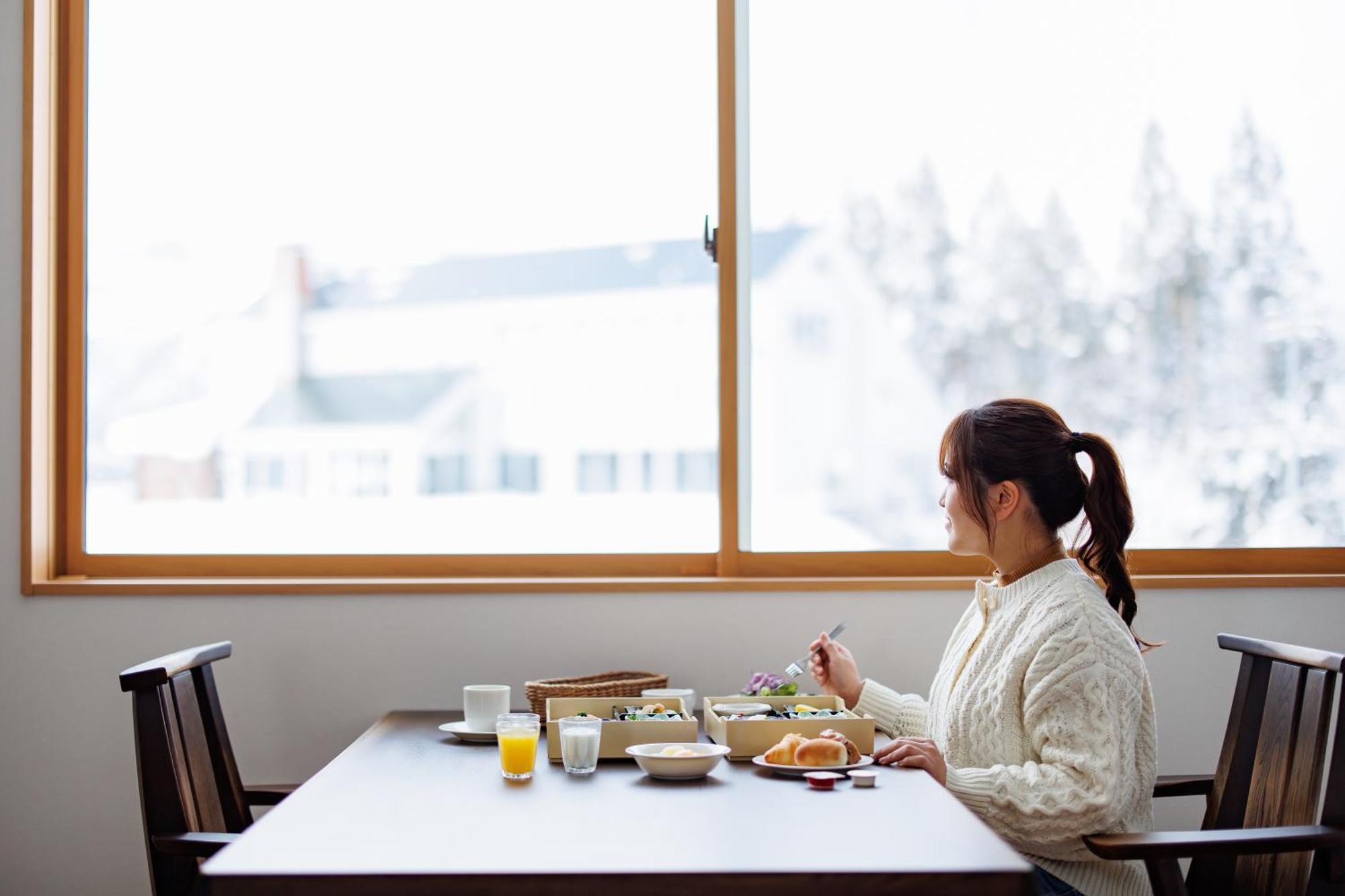 Hakuba Highland Hotel Exterior photo